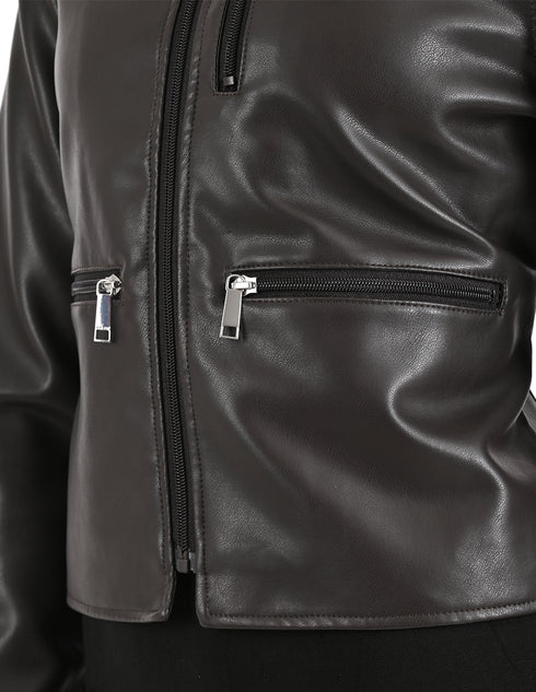 Chamarra para dama marca Nine West en color cafè.